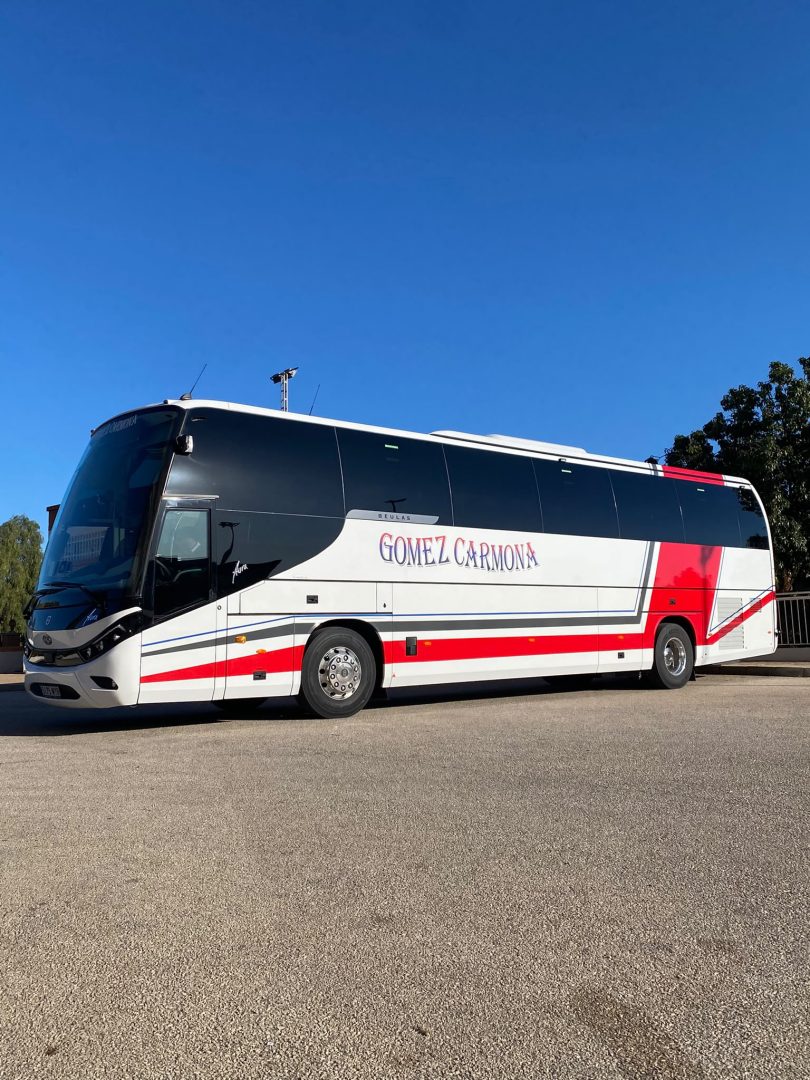 Autobús de 59 plazas de Autocares Gómez Carmona